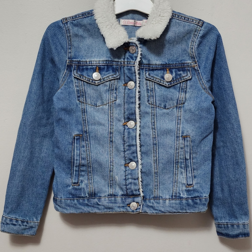 Ci Sono blue distressed sherpa collar denim jacket size medium (8-10)